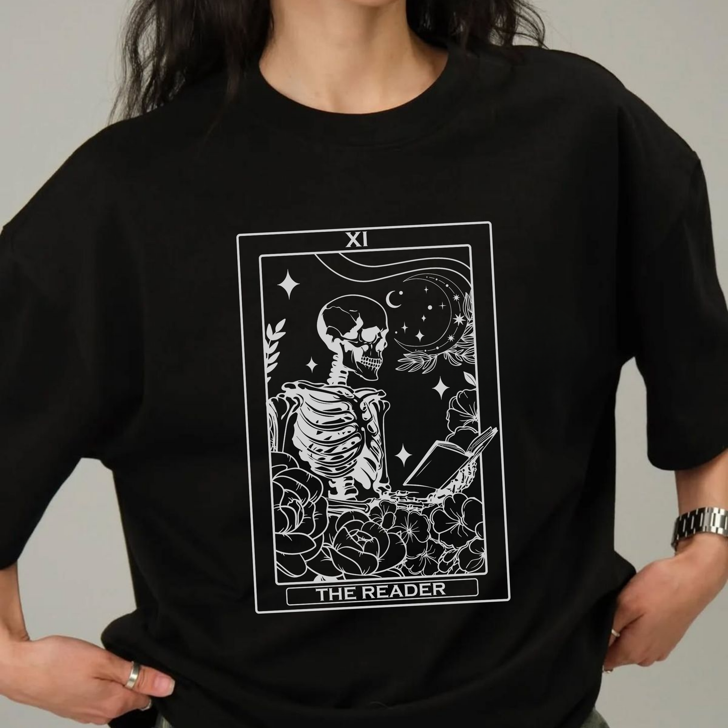 Reader Tarot Card: Unisex Tee
