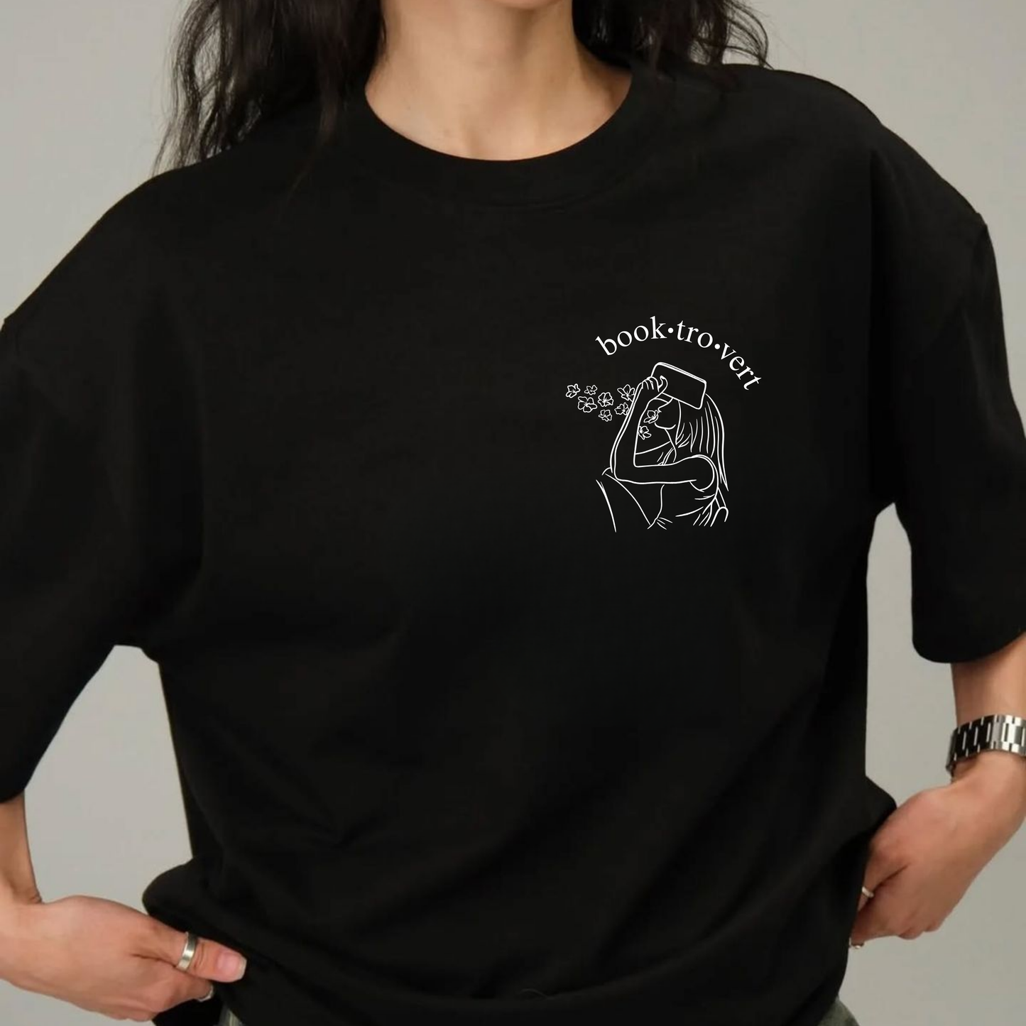 Booktrovert: Minimal Tee